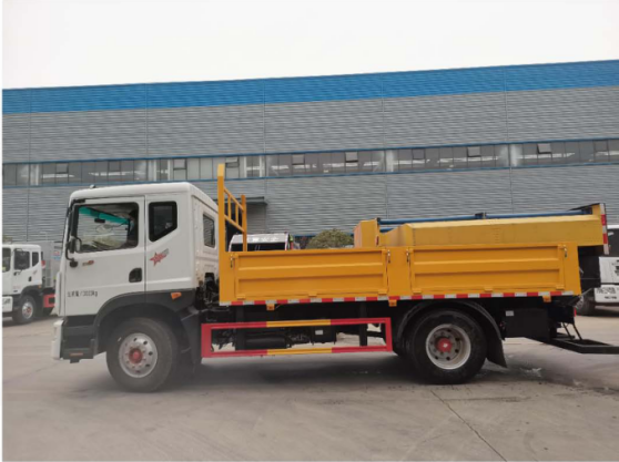 東風 D9防撞緩沖車